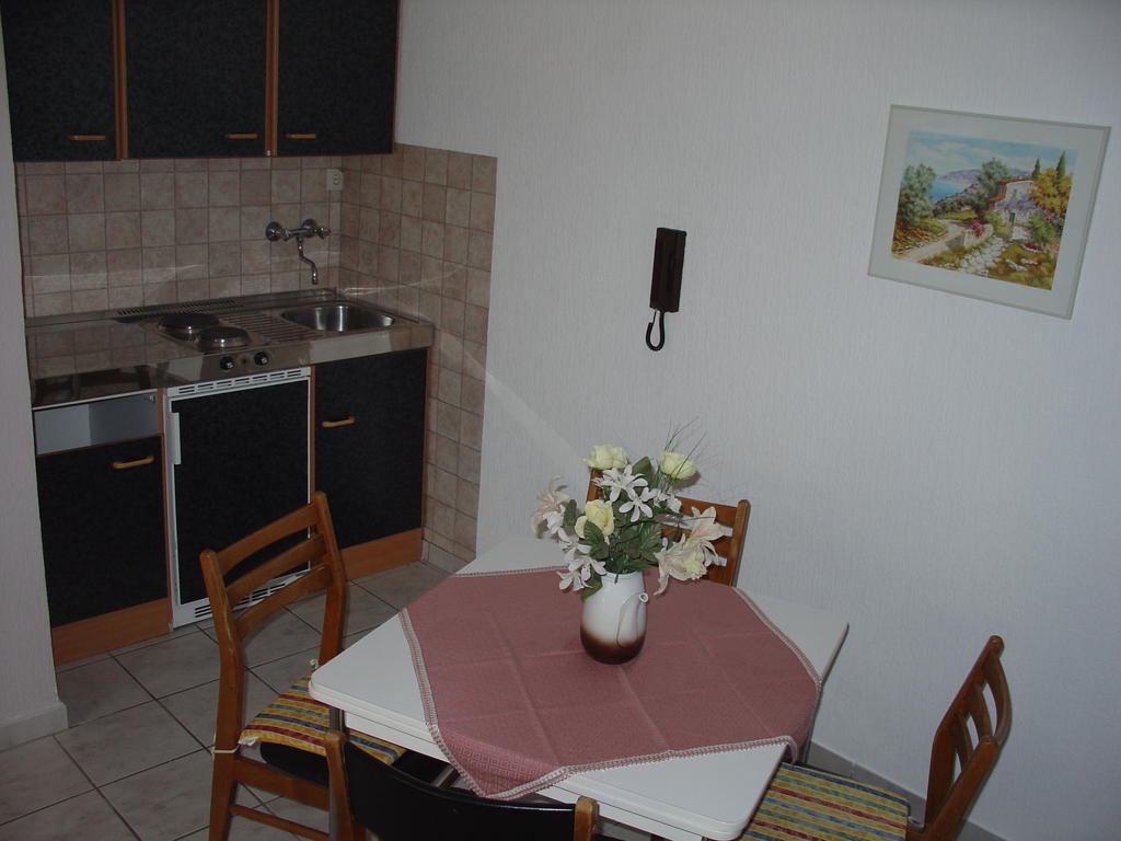 Hotel Haus Mowe Cochem Kamer foto